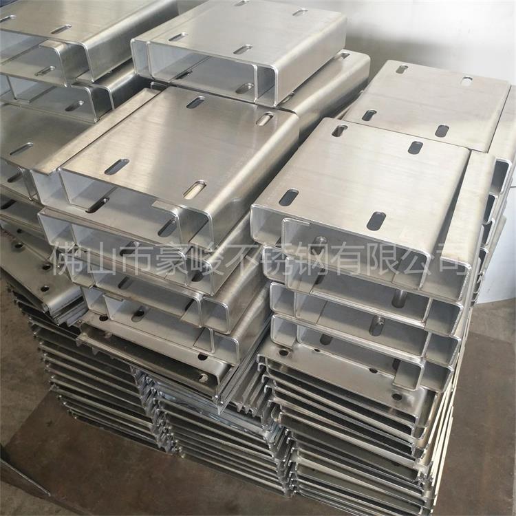 專業(yè)不銹鋼剪折彎加工定制工廠，質(zhì)量保證，交貨準(zhǔn)時！